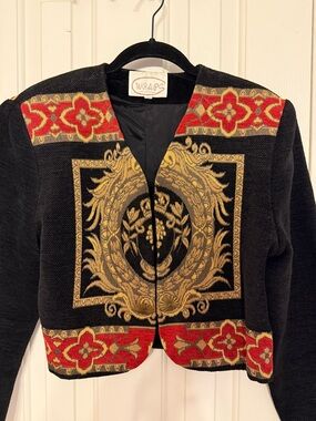RARE vintage Wraps baroque style Embroidered Blazer. Size S-M. Versace vibe.